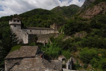Il Castello immerso nel verde del parco nazionale Val Grande